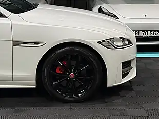 Used 2018 Jaguar Xf R-Sport White - Interior and Exterior details 13