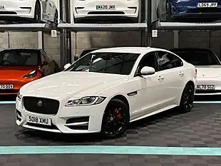 Used 2018 Jaguar Xf R-Sport White - Interior and Exterior details 5