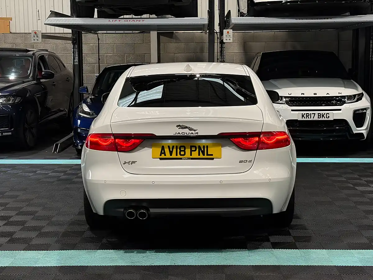 Used 2018 Jaguar Xf R-Sport White - Interior and Exterior details 8