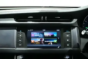 Used 2018 Jaguar Xf R-Sport Yulong White - Interior and Exterior details 16