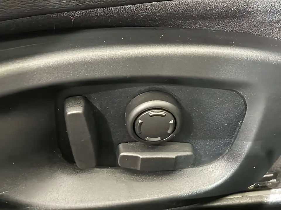 Used 2018 Jaguar Xf S Grey - Interior and Exterior details 14