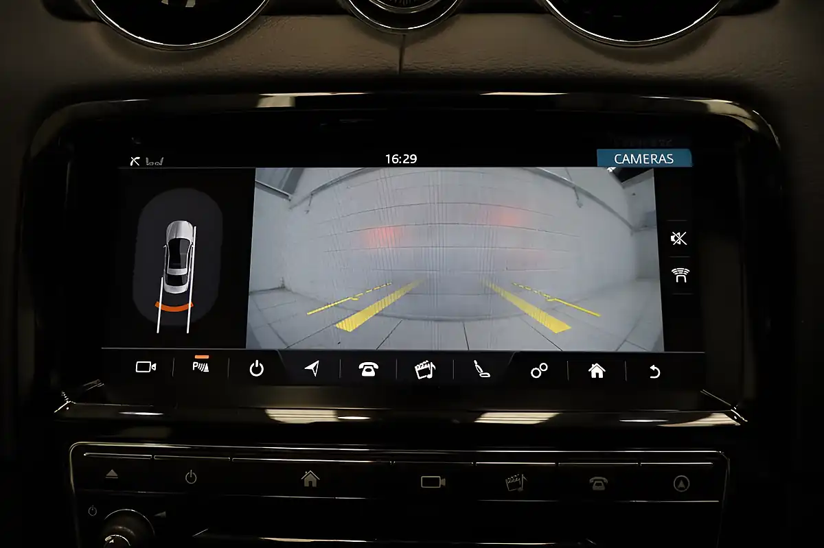 Used 2018 Jaguar Xj Luxury Blue - Interior and Exterior details 9