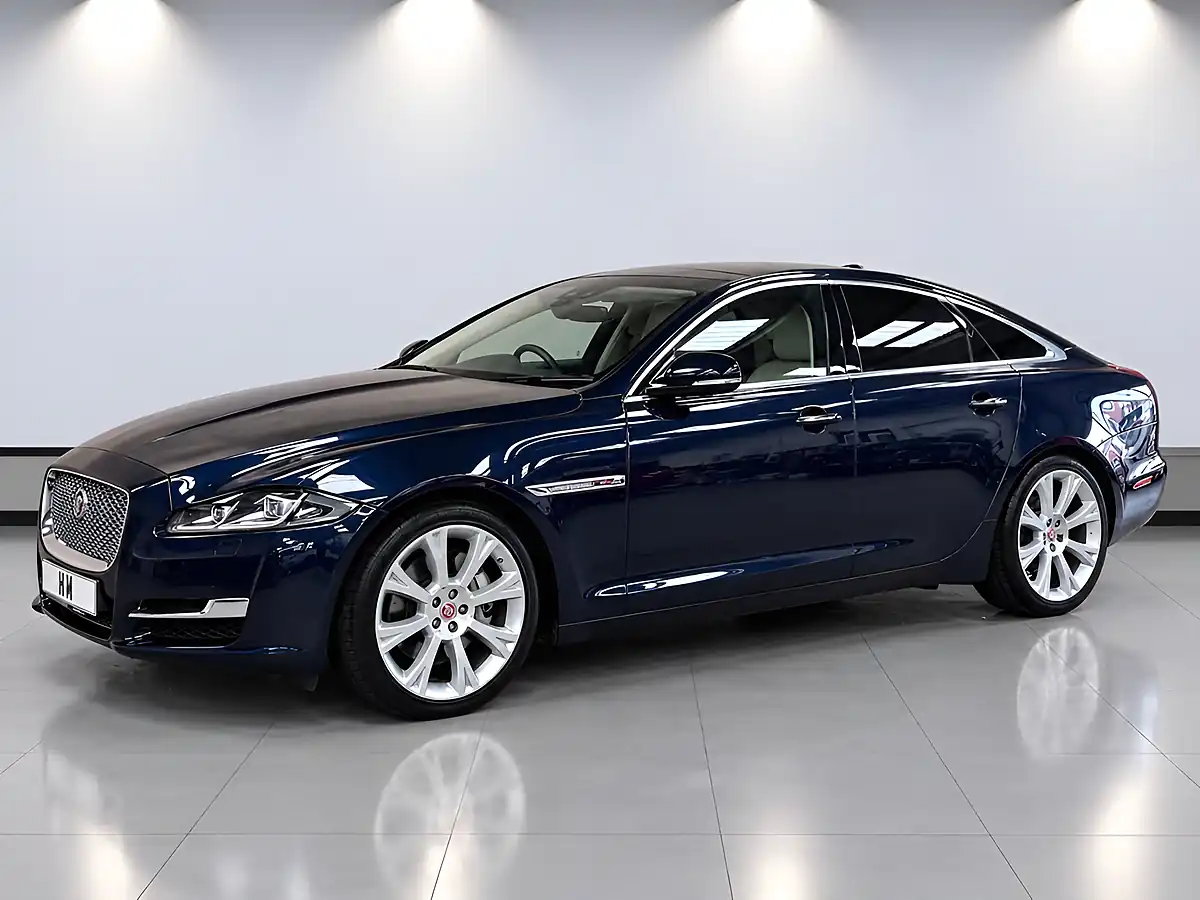 Used 2018 Jaguar Xj Portfolio Blue - Interior and Exterior details 11