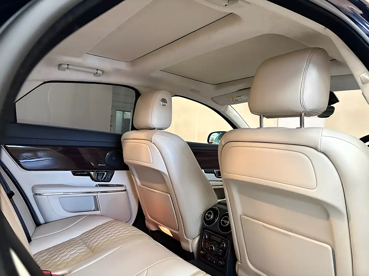 Used 2018 Jaguar Xj Portfolio Blue - Interior and Exterior details 16