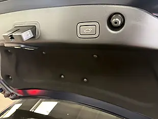 Used 2018 Jaguar Xj Portfolio Blue - Interior and Exterior details 20