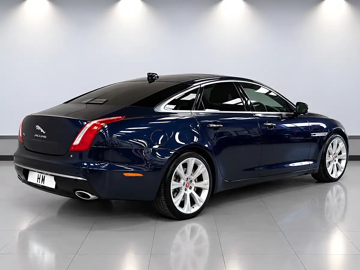 Used 2018 Jaguar Xj Portfolio Blue - Interior and Exterior details 5