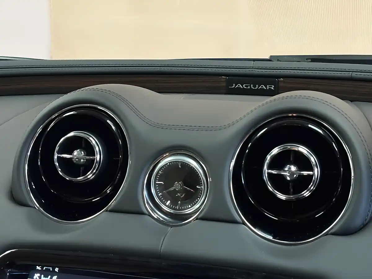 Used 2018 Jaguar Xj Portfolio Blue - Interior and Exterior details 9