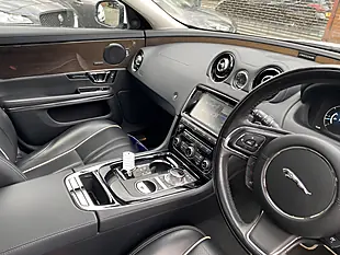 Used 2018 Jaguar Xj Premium Luxury White - Interior and Exterior details 15