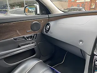 Used 2018 Jaguar Xj Premium Luxury White - Interior and Exterior details 20