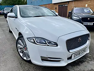 Used 2018 Jaguar Xj Premium Luxury White - Interior and Exterior details 5