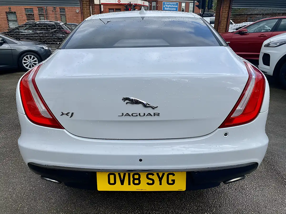 Used 2018 Jaguar Xj Premium Luxury White - Interior and Exterior details 7