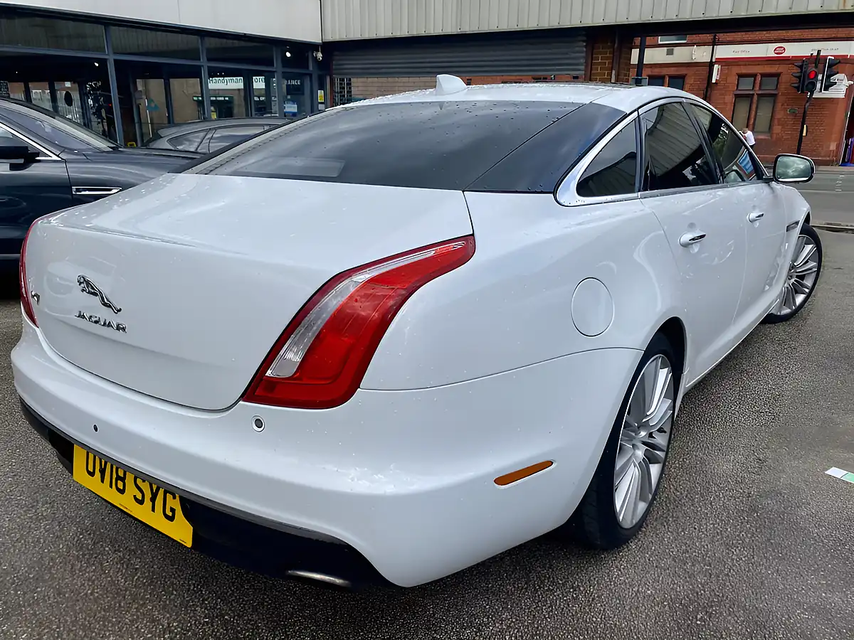Used 2018 Jaguar Xj Premium Luxury White - Interior and Exterior details 8