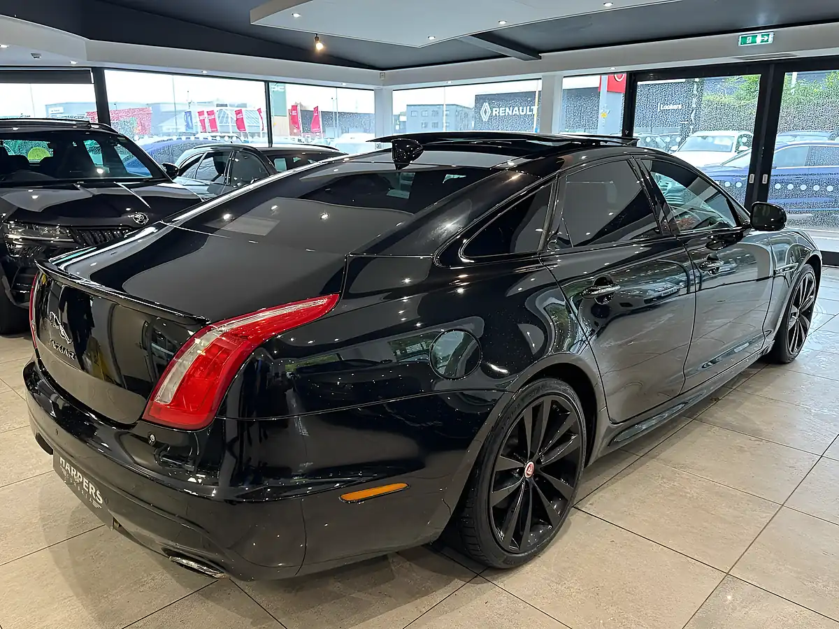 Used 2018 Jaguar Xj R-Sport Black - Interior and Exterior details 18