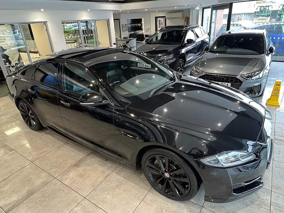 Used 2018 Jaguar Xj R-Sport Black - Interior and Exterior details 20