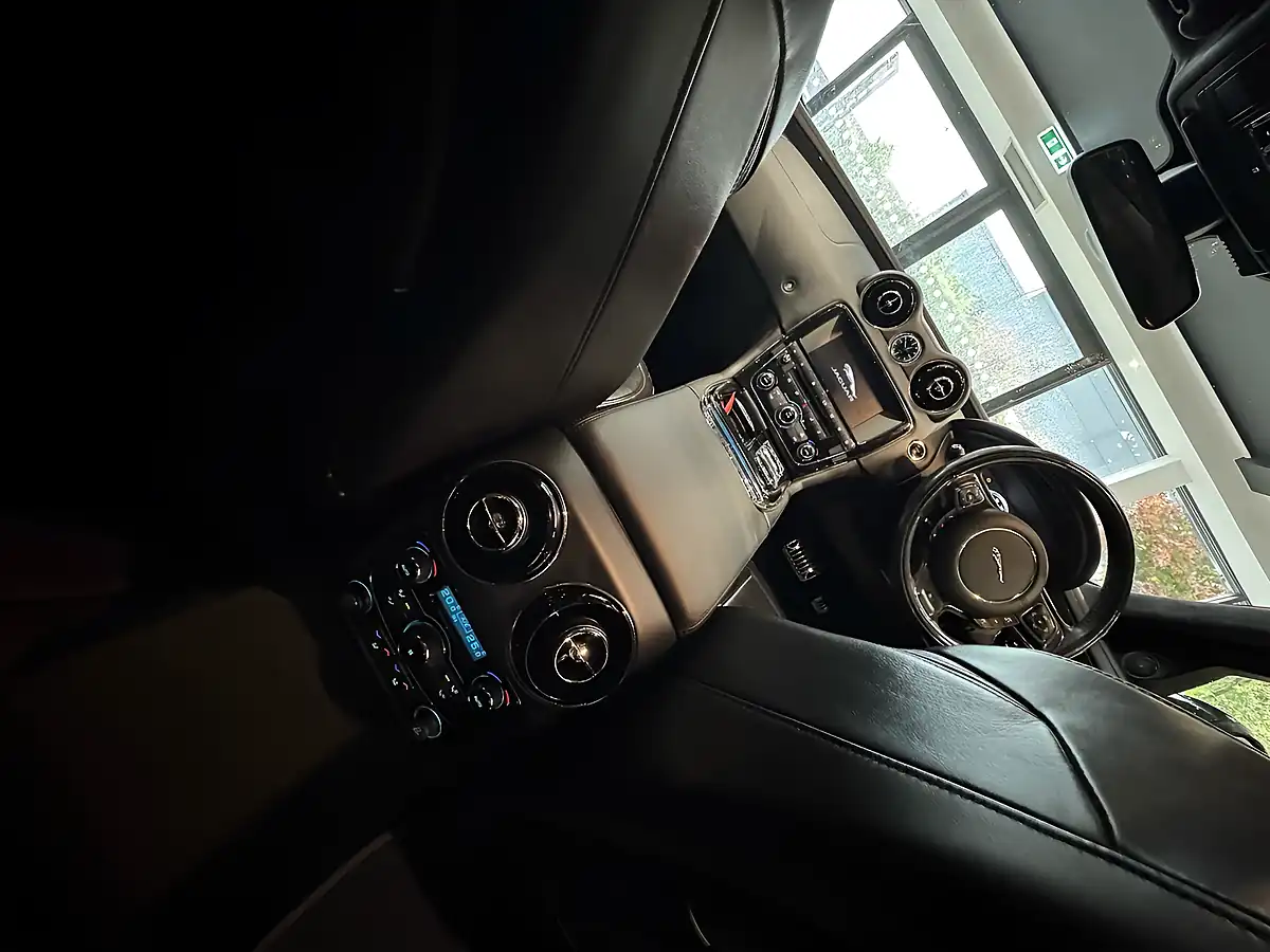 Used 2018 Jaguar Xj R-Sport Black - Interior and Exterior details 8