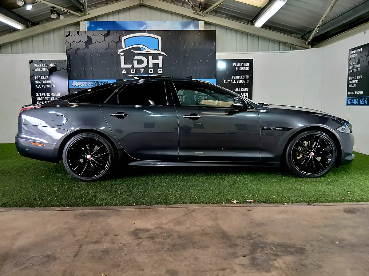 Used 2018 Jaguar Xj R-Sport Grey - Interior and Exterior details 2