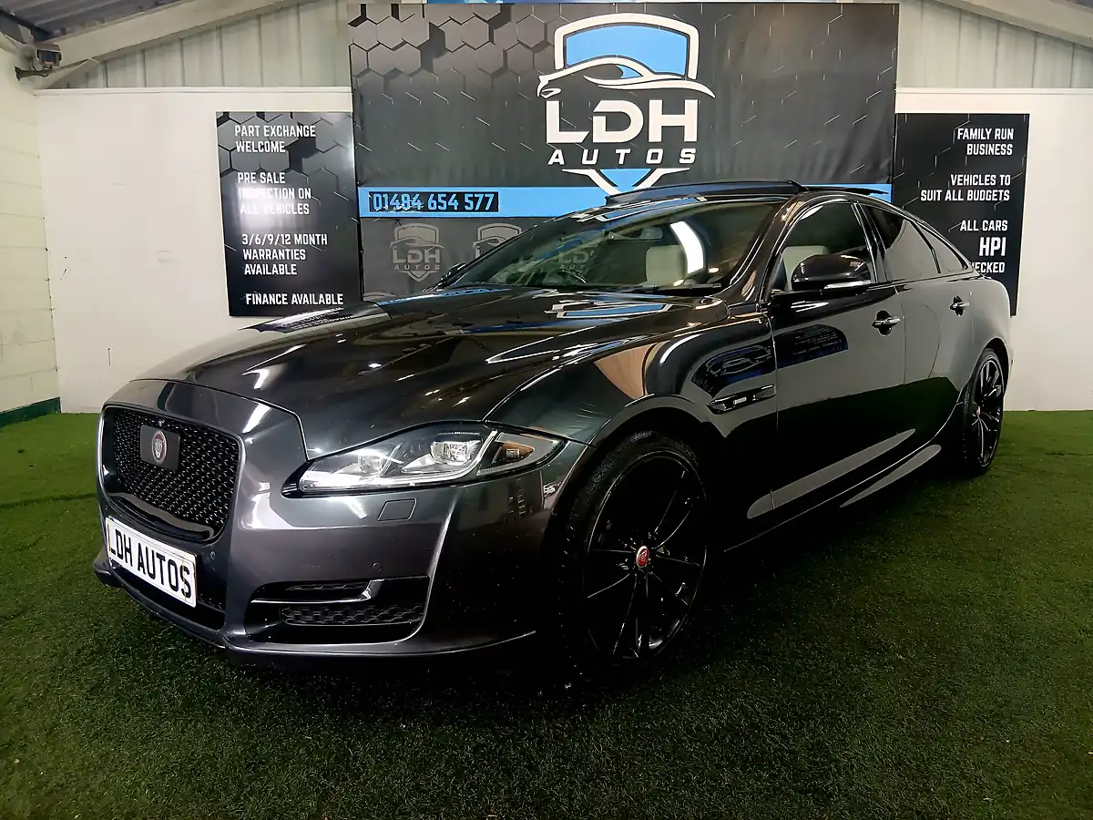 Used 2018 Jaguar Xj R-Sport Grey - Interior and Exterior details 7