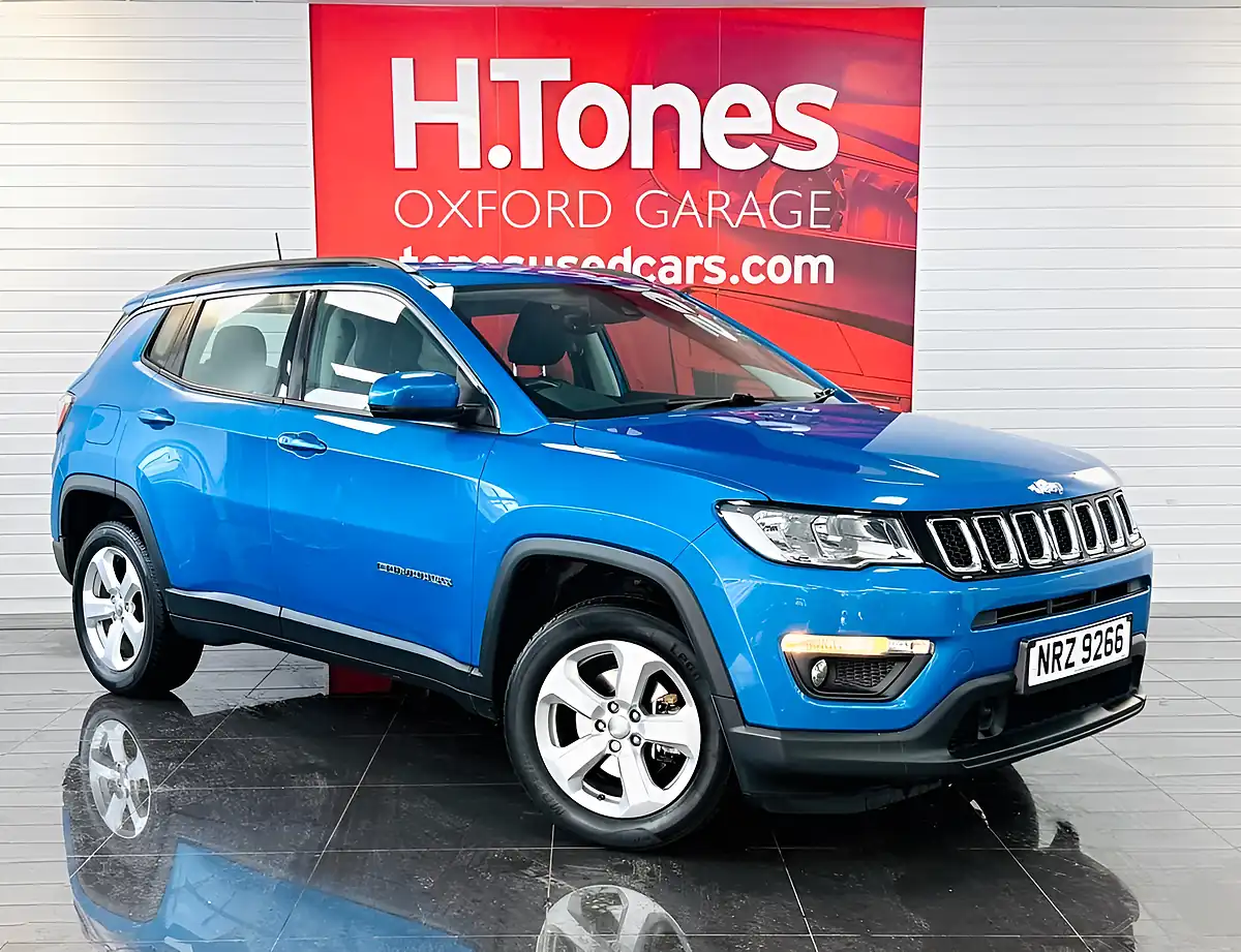 Used 2018 Jeep Compass Longitude Blue - Front View