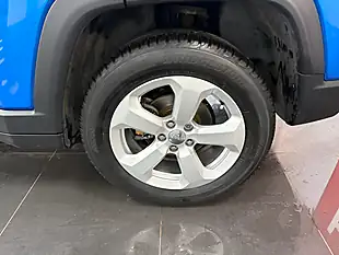 Used 2018 Jeep Compass Longitude Blue - Interior and Exterior details 10