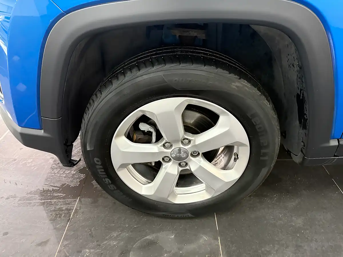 Used 2018 Jeep Compass Longitude Blue - Interior and Exterior details 12