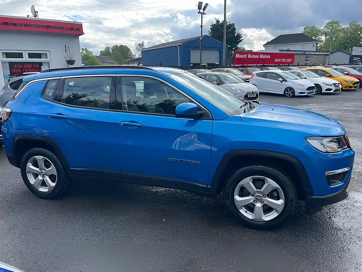 Used 2018 Jeep Compass Longitude Blue - Interior and Exterior details 9