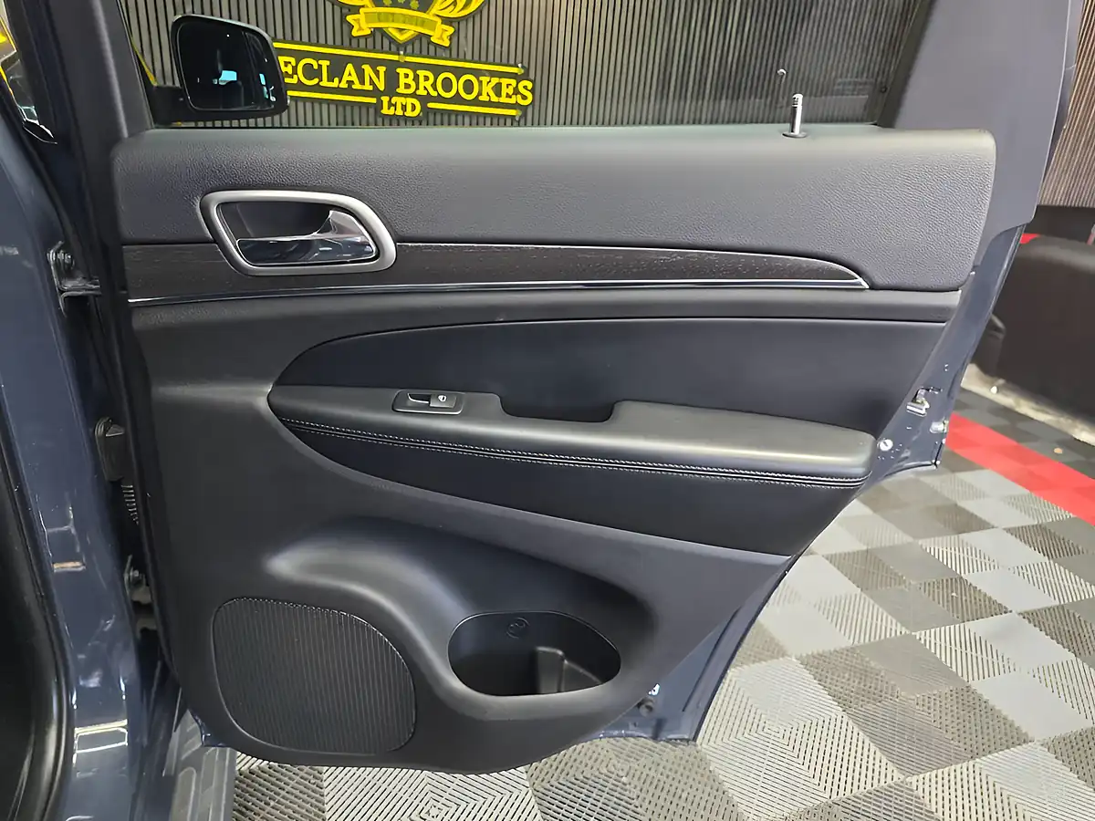 Used 2018 Jeep Grand Cherokee Night Eagle Grey - Interior and Exterior details 13