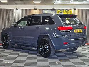 Used 2018 Jeep Grand Cherokee Night Eagle Grey - Interior and Exterior details 5