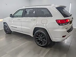 Used 2018 Jeep Grand Cherokee White - Interior and Exterior details 8