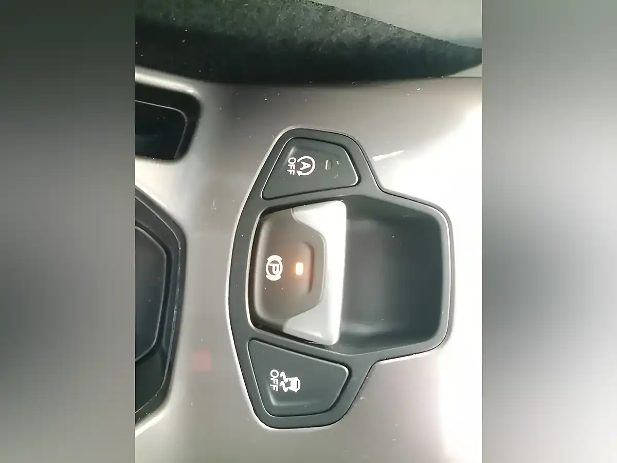 Used 2018 Jeep Renegade Limited Grey - Interior and Exterior details 14