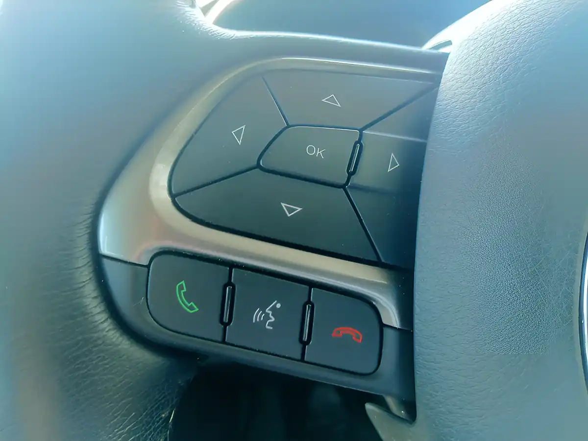 Used 2018 Jeep Renegade Limited Grey - Interior and Exterior details 15