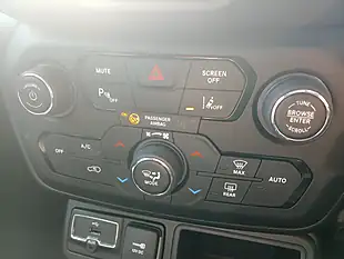 Used 2018 Jeep Renegade Limited Grey - Interior and Exterior details 20
