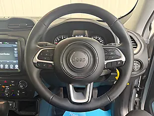 Used 2018 Jeep Renegade Longitude Glacier - Interior and Exterior details 15