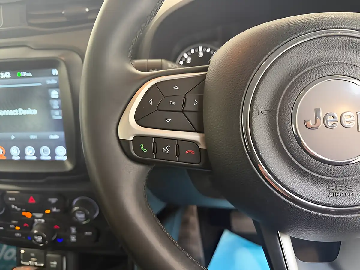 Used 2018 Jeep Renegade Longitude Glacier - Interior and Exterior details 16