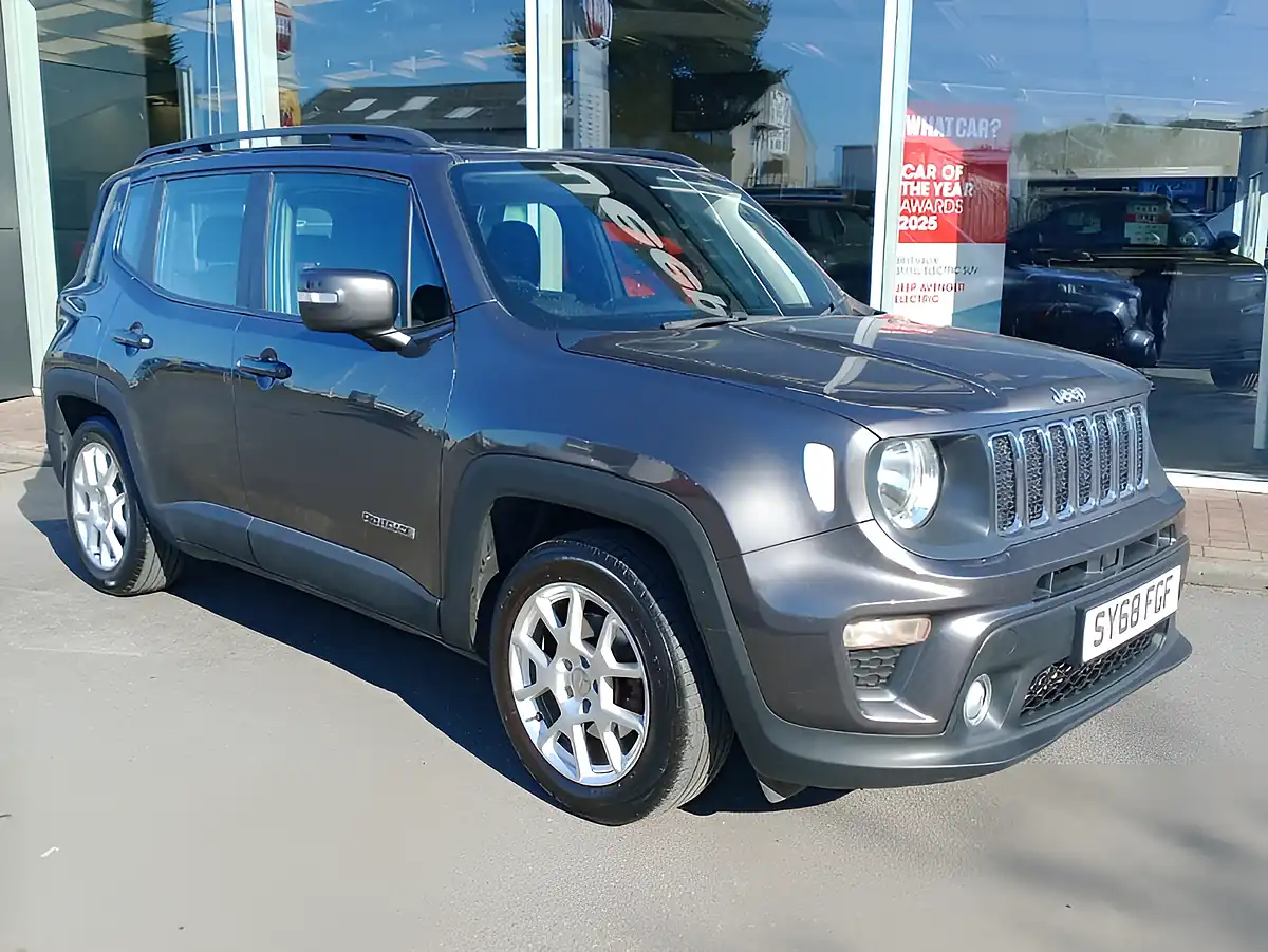 Used 2018 Jeep Renegade Longitude Grey - Interior and Exterior details 2