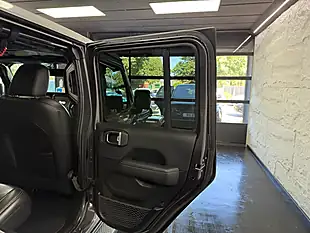 Used 2018 Jeep Wrangler Overland Grey - Interior and Exterior details 17