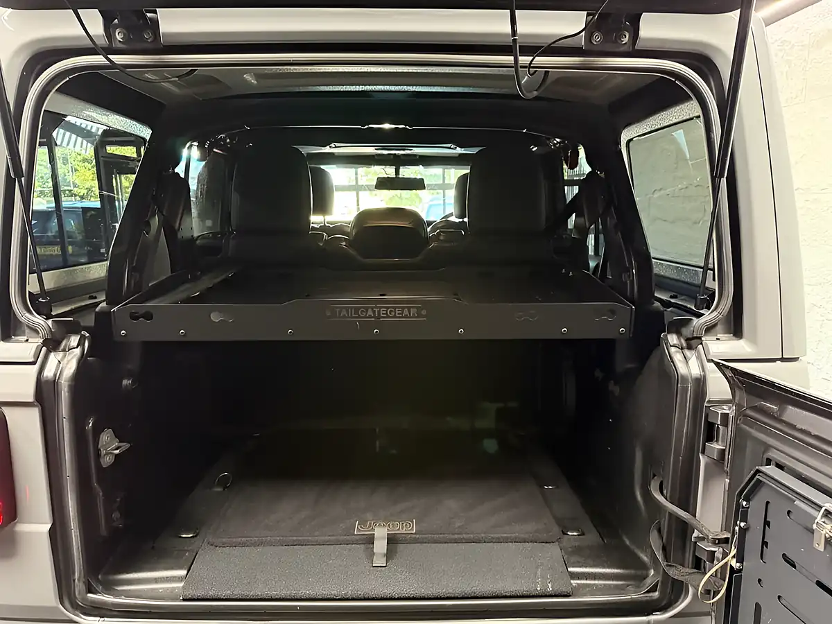 Used 2018 Jeep Wrangler Overland Grey - Interior and Exterior details 20