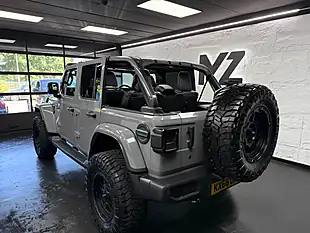 Used 2018 Jeep Wrangler Overland Grey - Interior and Exterior details 3