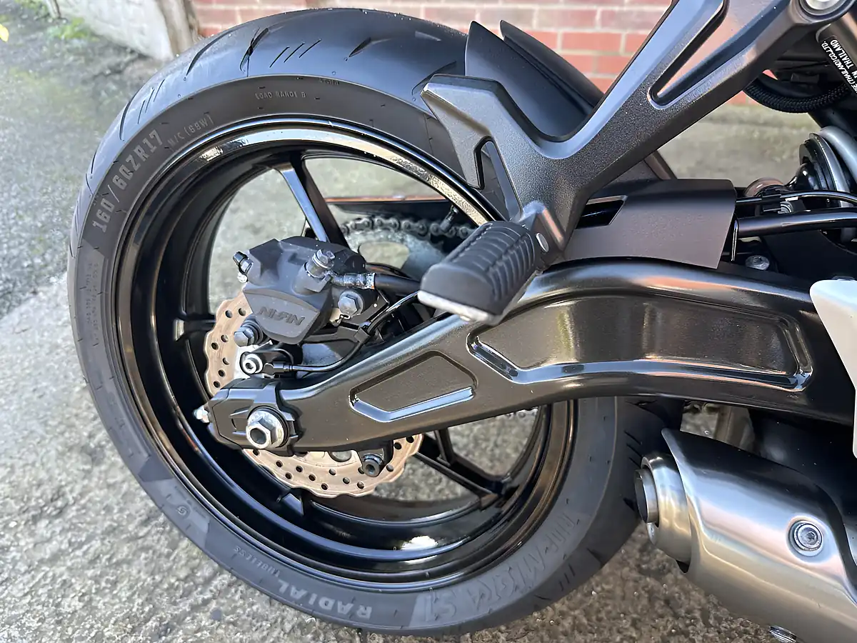 Used 2018 Kawasaki Ninja 650 Ex Grey - Interior and Exterior details 17