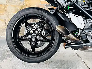 Used 2018 Kawasaki Ninja H2 Sx Grey - Interior and Exterior details 10