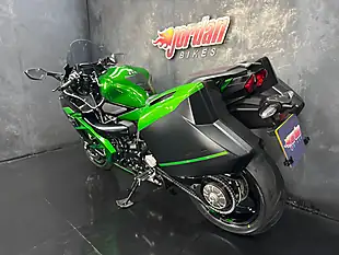 Used 2018 Kawasaki Ninja H2 Sx Se Green - Interior and Exterior details 16