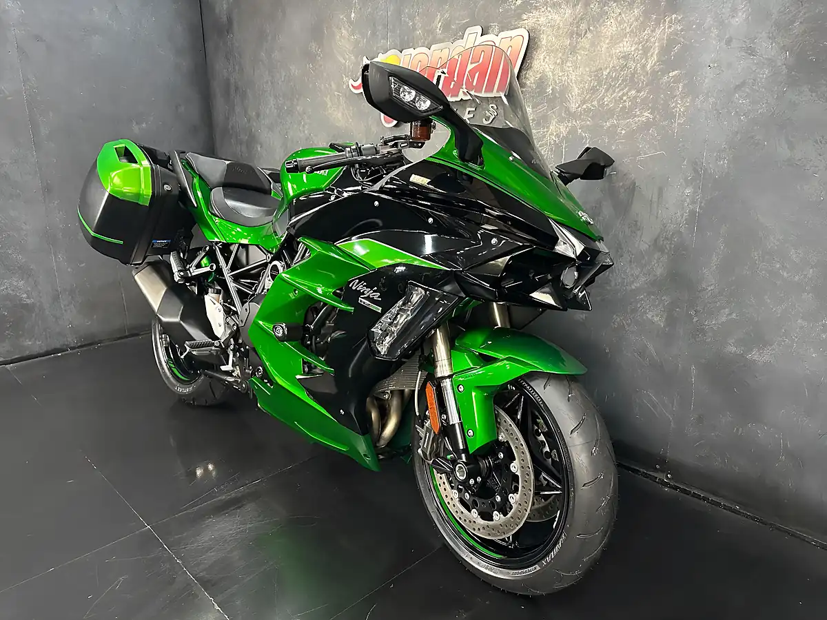 Used 2018 Kawasaki Ninja H2 Sx Se Green - Interior and Exterior details 3