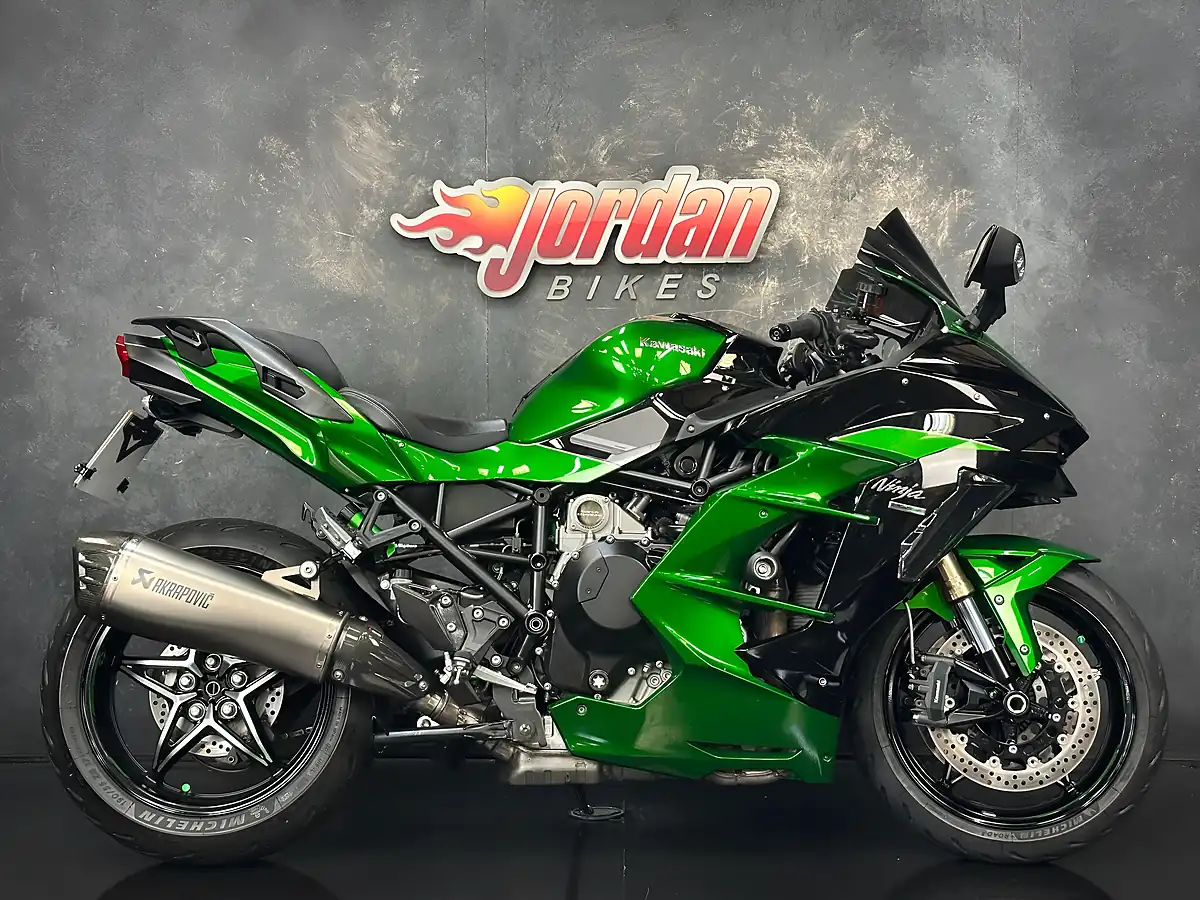 Used 2018 Kawasaki Ninja H2 Sx Se Green - Front View