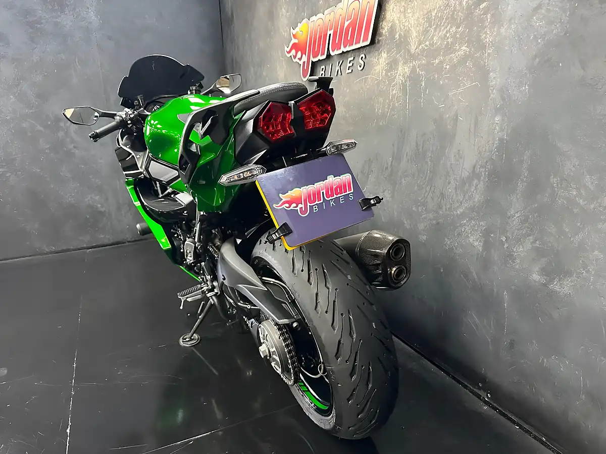 Used 2018 Kawasaki Ninja H2 Sx Se Green - Interior and Exterior details 20