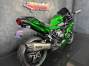 Used 2018 Kawasaki Ninja H2 Sx Se Green - Interior and Exterior details 4
