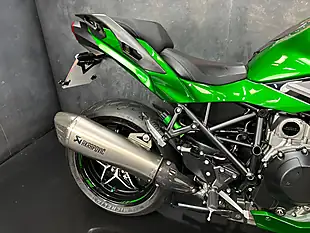 Used 2018 Kawasaki Ninja H2 Sx Se Green - Interior and Exterior details 5