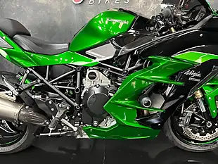 Used 2018 Kawasaki Ninja H2 Sx Se Green - Interior and Exterior details 6