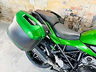 Used 2018 Kawasaki Ninja H2 Sx Se Green - Interior and Exterior details 10