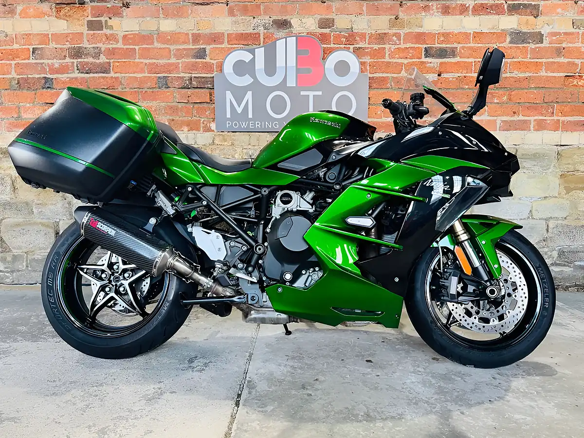 Used 2018 Kawasaki Ninja H2 Sx Se Green - Interior and Exterior details 2