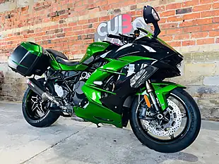 Used 2018 Kawasaki Ninja H2 Sx Se Green - Interior and Exterior details 3