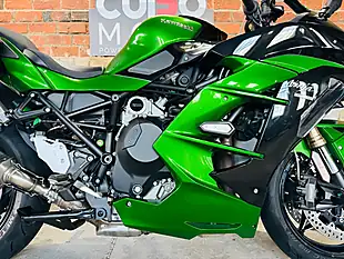 Used 2018 Kawasaki Ninja H2 Sx Se Green - Interior and Exterior details 7
